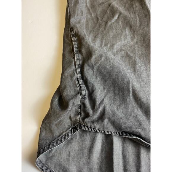 PrAna Gray Chambray Azul Cap Sleeve 1/2 Button Blouse Women's Size Small - Picture 7 of 10